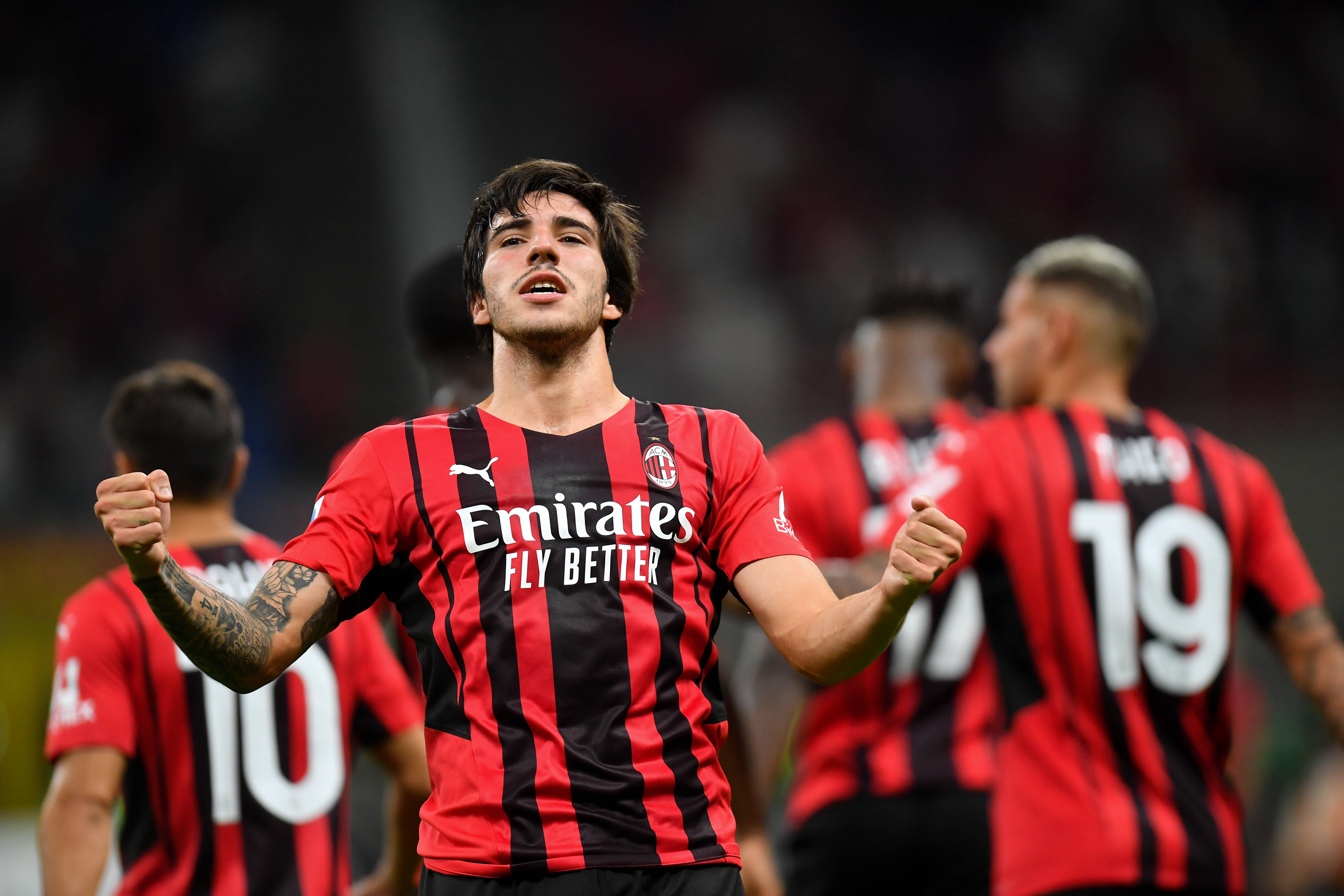 争日趋激烈 争日趋激烈