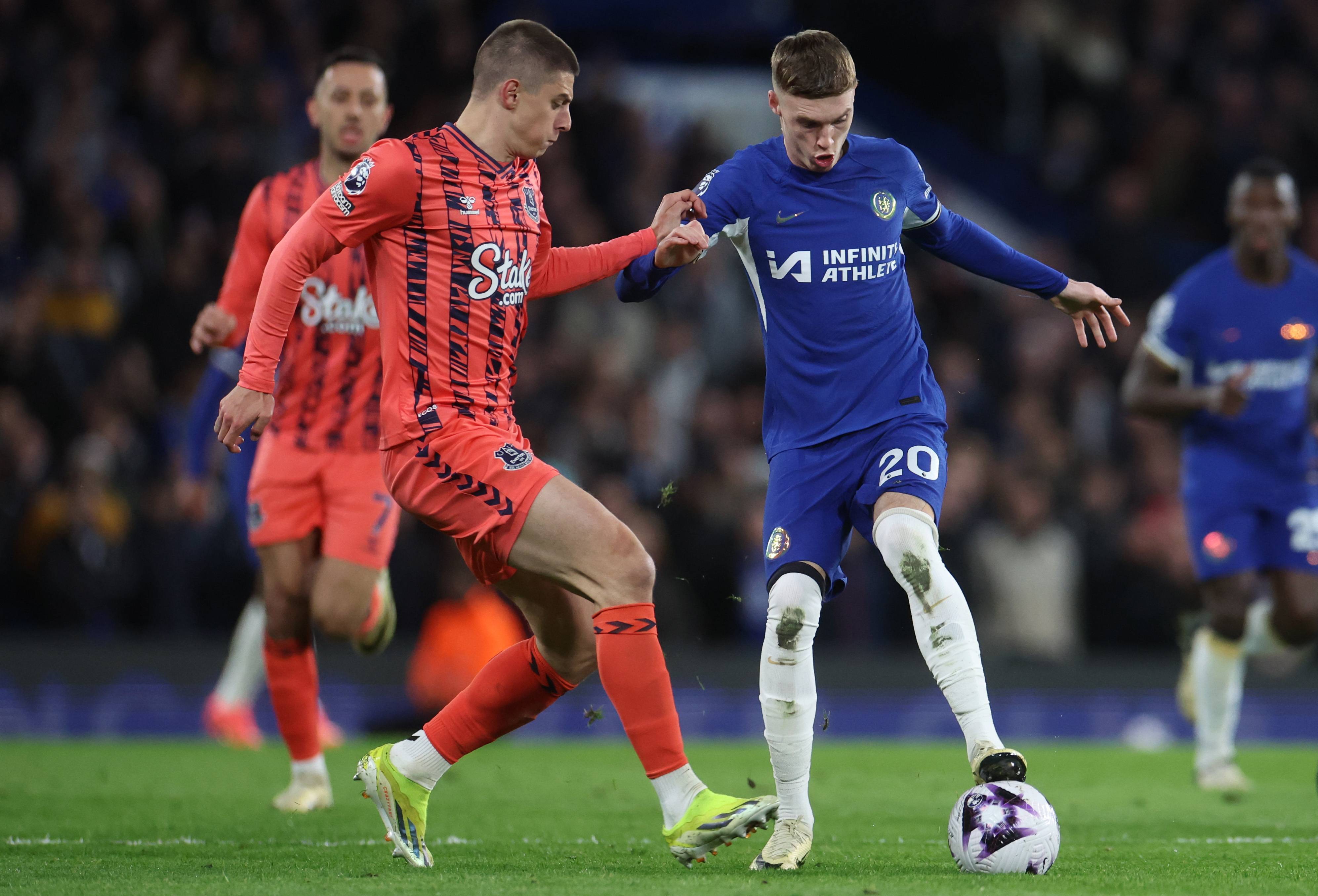 名靠前的对 名靠前的对