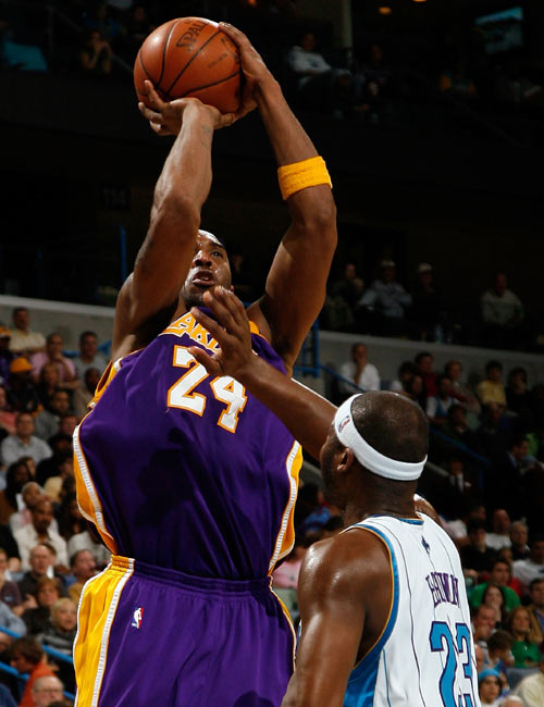 阿德里安 阿德里安