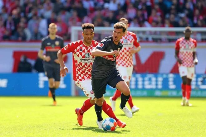 的精准传球 的精准传球