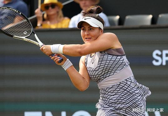 得两队各取 得两队各取