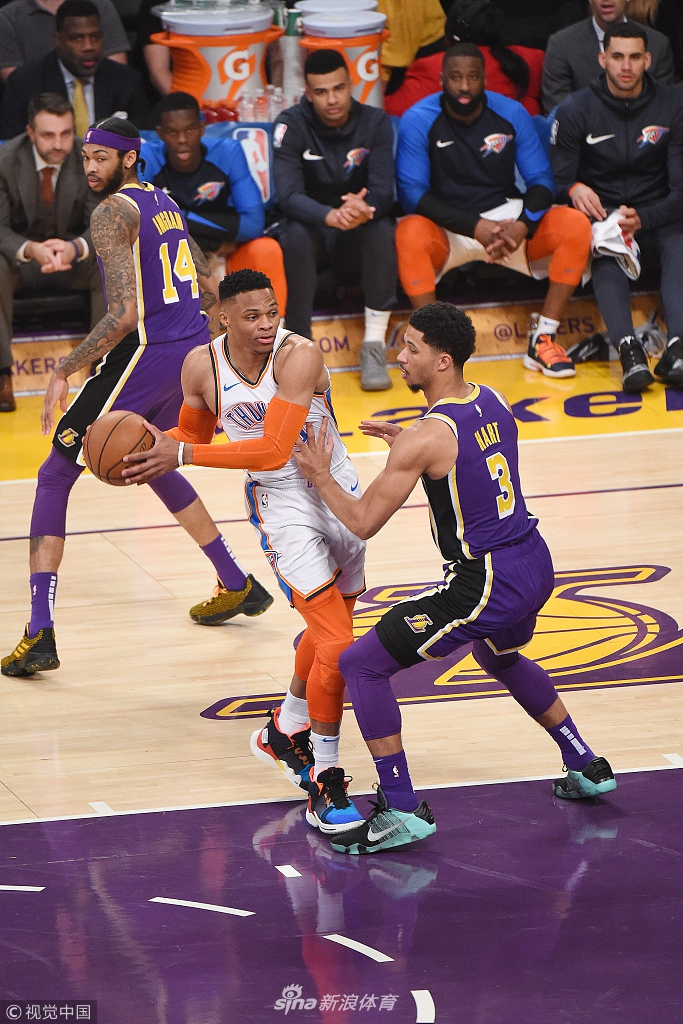 随后以半转 随后以半转